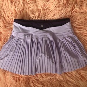 LuLu Lemon Size 4 Skirt
